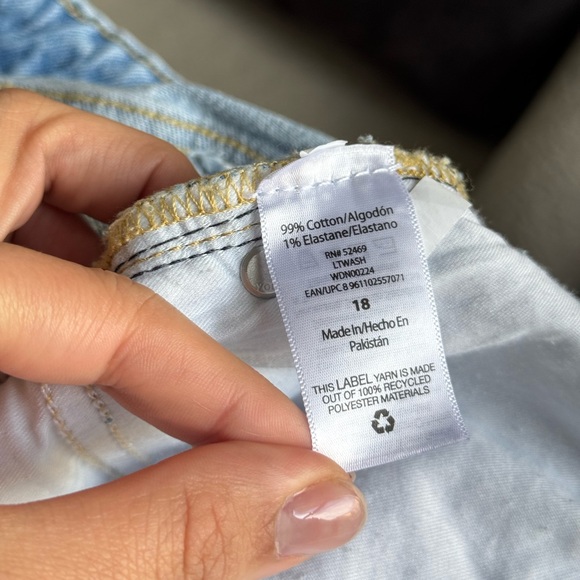 NWOT Free Assembly Light Blue Distressed Jeans | 18 - Picture 9 of 9